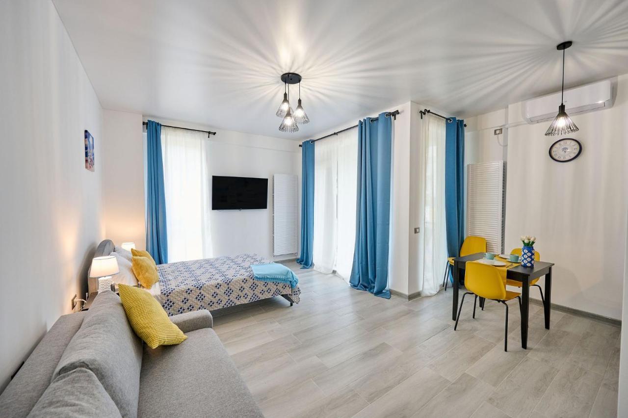 Sea Nest Studio In Nord10 By Alezzi Mamaia Luaran gambar